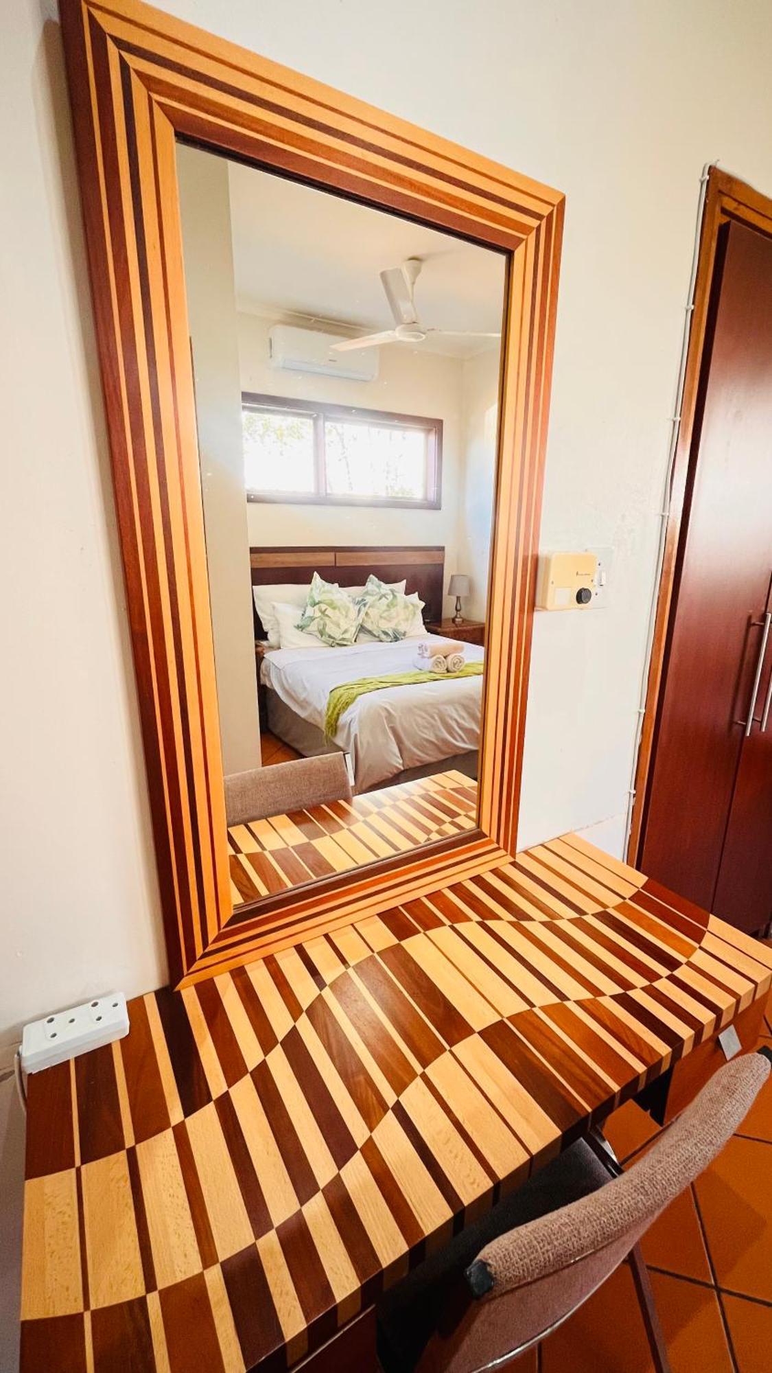 Hotel The Wood House Empangeni Exterior foto